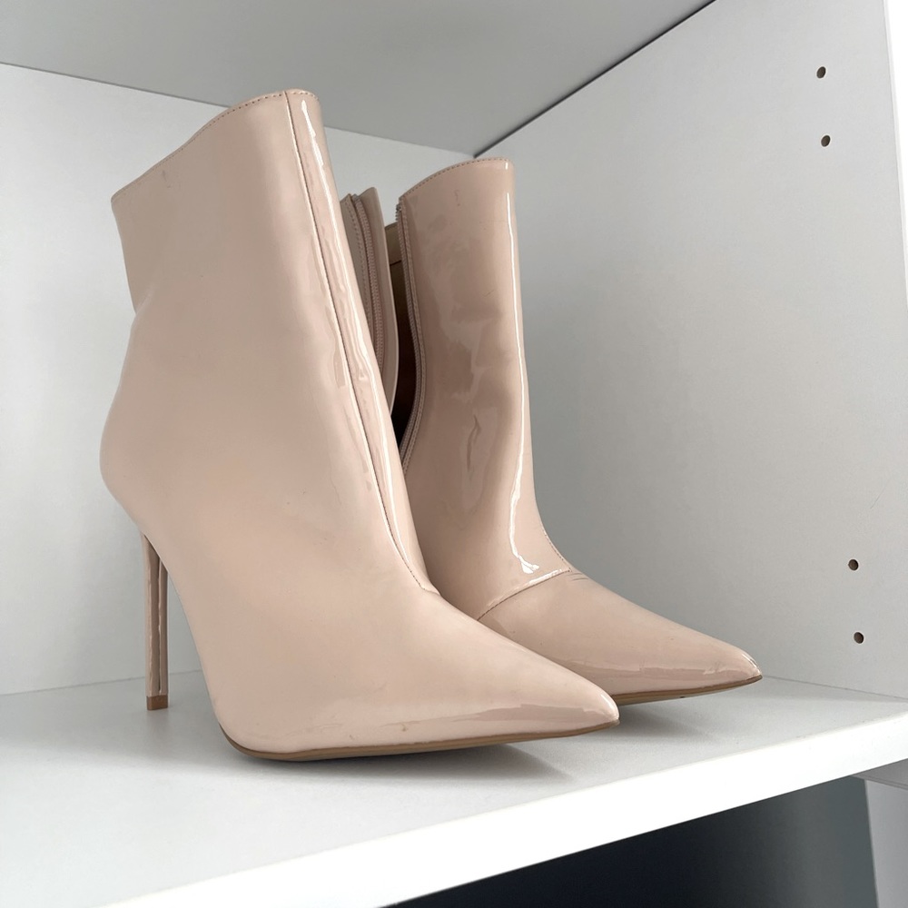 Express Nude Patent Leather Ankle Boots Size 10